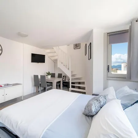 Duplex Centre De - Terrasse, Sunset & Pool Apartman *