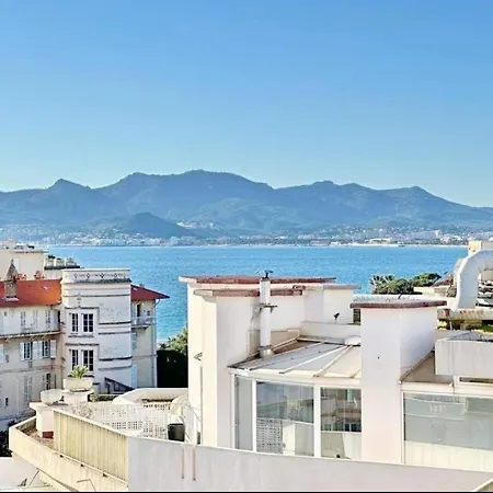 Duplex Centre De - Terrasse, Sunset & Pool * Cannes