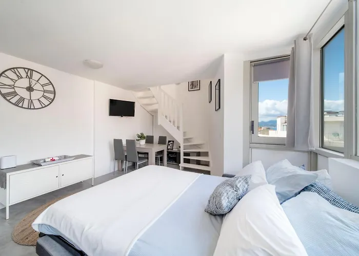 Duplex Centre De - Terrasse, Sunset & Pool Daire *